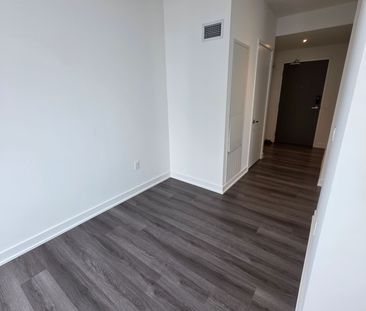 For Lease - 448 Burnhamthorpe Road Unit# 2112, Mississauga, Ontario - Photo 6