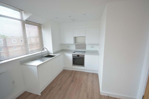 Kingshott House, 83 East Street, Epsom, Surrey, KT17 1FA - Photo 1