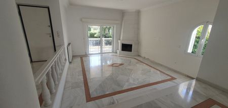Διαμέρισμα για ενοικίαση Αιξωνή (Γλυφάδα) - Photo 2