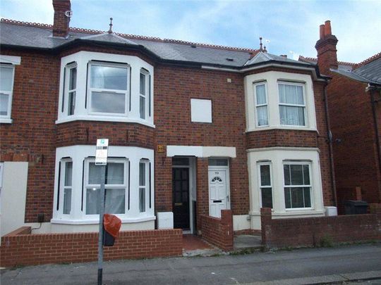 1 bedroom in a house share to rent - Photo 1
