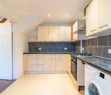 Available unfurnished from 24/11/2025 - Photo 6