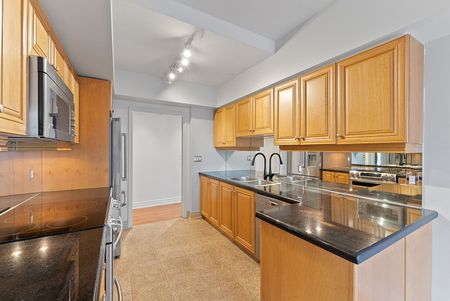 For Lease - 10 Delisle Avenue Unit# 1103, Toronto, Ontario - Photo 3