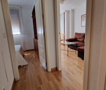 Apartamento de alquiler en Calle de Pirra, 44, Rejas - Photo 1