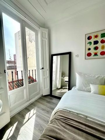 Plaza de Santa Bárbara, Madrid, Community of Madrid 28004 - Foto 2