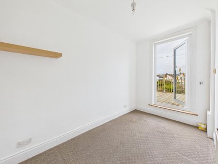 2 bedroom maisonette to rent - Photo 3