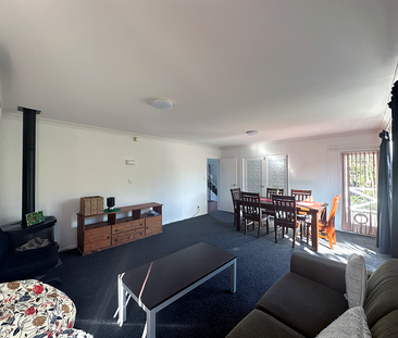 Fully furnished house on the hills - Photo 4
