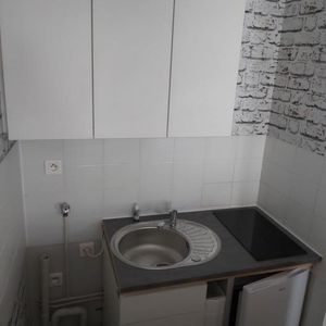 Location Appartement 1 pièce 26m² - Photo 2