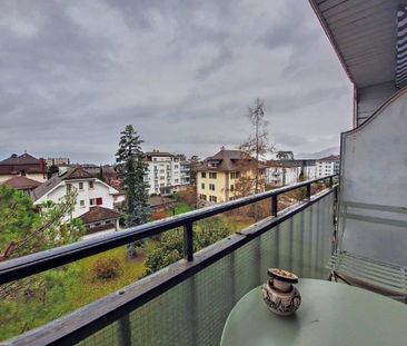 Bel appartement de 3 pièces au 2ème étage proche de toutes les comm... - Photo 2