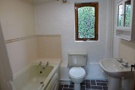 2 bedroom house to rent - Photo 5