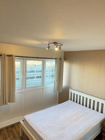 2 Bed Flat, Thistle Court, AB10 - Photo 4