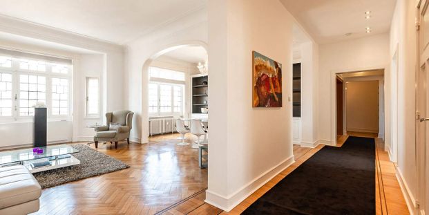 Appartement te huur in Schaarbeek voor € 3.500 met 2 slaapkamers - Foto 1