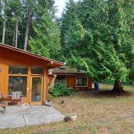 Bright & Spacious 2-Bedroom Home for Rent on Gabriola Island – $2,150 - Photo 3