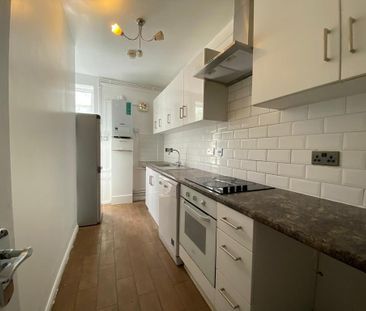 1 bedroom in a house share to rent - Photo 6