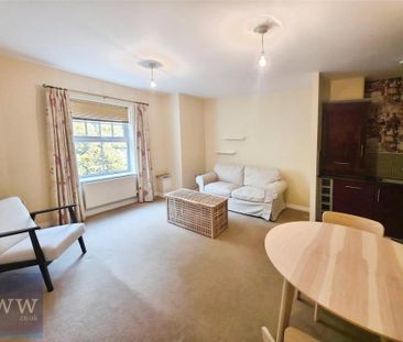 2 bedroom flat to rent - Photo 1