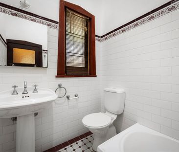 Spacious Three Bedroom + Study Home in a Prime Location - Photo 4