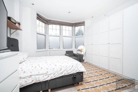 3 bedroom apartment to rent - Photo 3