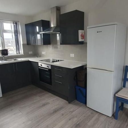 Studio to rent - Photo 3