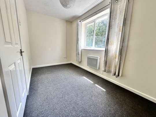 Costar Close, Oxford, Littlemore - Photo 1