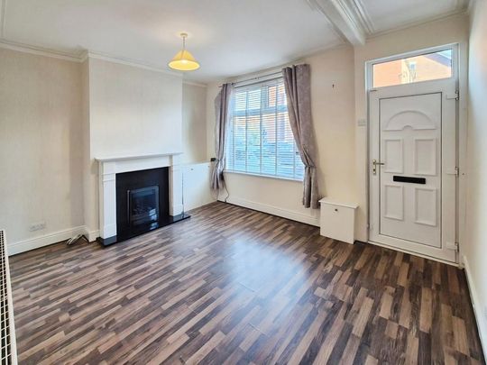 2 bedroom terraced house to rent - Photo 1