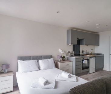 Bevington Bush - Photo 3