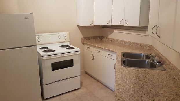 1817 Quebec St, Regina - Photo 1