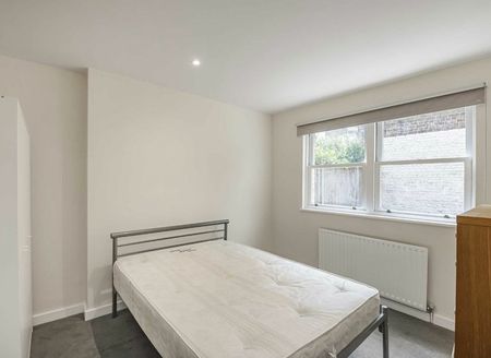 Hubert Grove - Photo 3