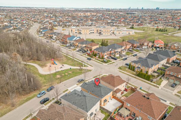 For Lease - 3 Rambling Oak Drive Unit# Basement, Brampton, Ontario - Photo 1