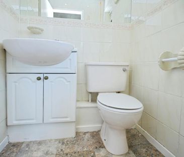 3 bedroom property to rent - Photo 2