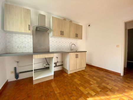 « VILLENEUVE-LES-AVIGNON - APPARTEMENT T2 55.04M² » - Photo 2