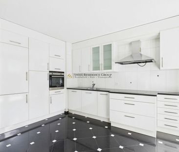 Exclusive 3.5-room apartment with plenty of light in the best Züric... - Foto 2