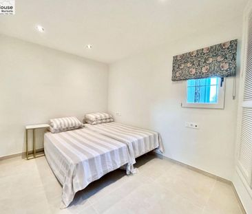 2 room luxury House for rent in Marbella, Andalusia - Photo 2