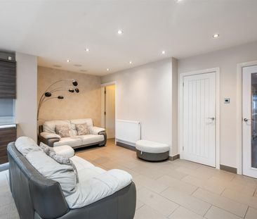 5 bed semi-detached house to rent in Regan Avenue, Shirley, Solihull - Photo 6