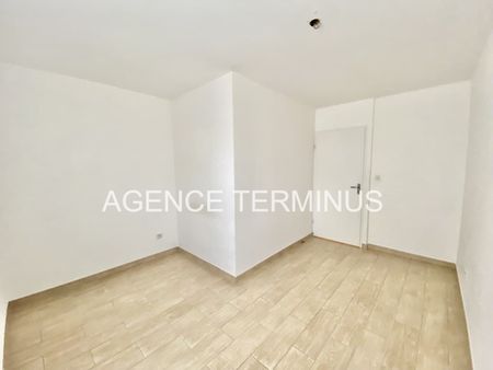 Location Appartement 3 pièces 69m² ENGHIEN LES BAINS 95880 - Photo 4