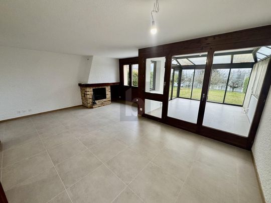 MAGNIFIQUE PROPRIÉTÉ AVEC VUE SUR LE LAC - Photo 1