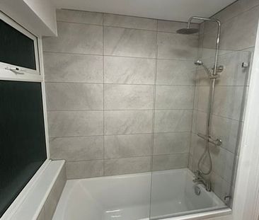 3 Bed Semi-Detached House, Portland Road, NG2 - Photo 5