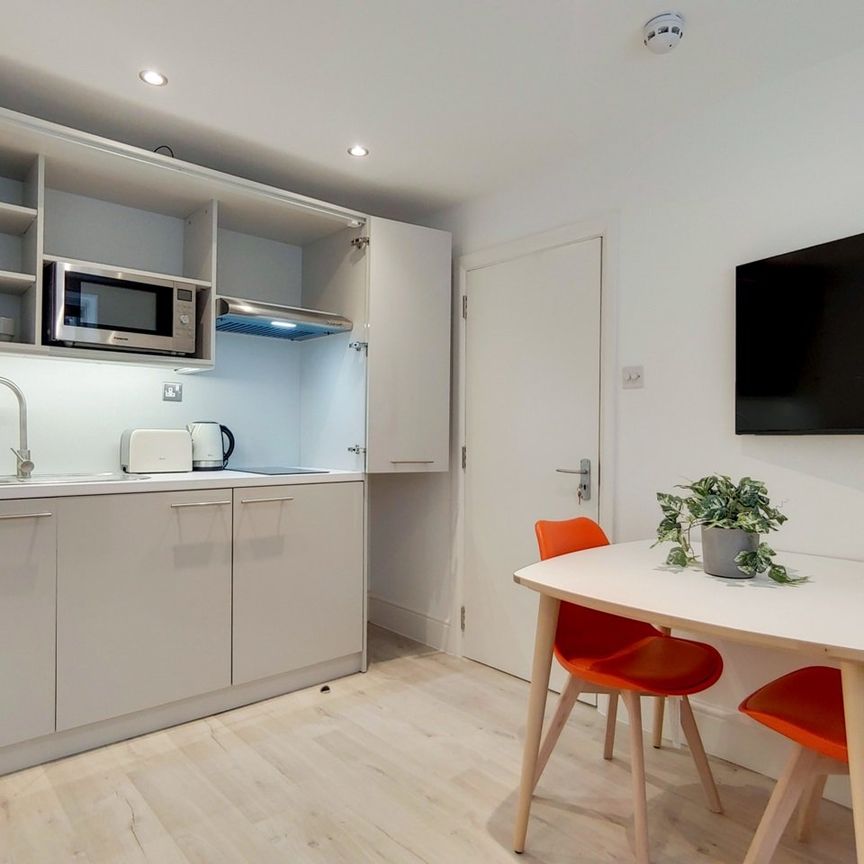 Studio Flat, Gloucester Place, NW1 - Photo 1