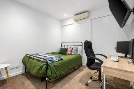 A Front Row Seat to Geelong’s Waterfront Lifestyle - Photo 3