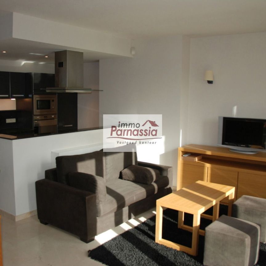 Appartement te huur - Photo 1