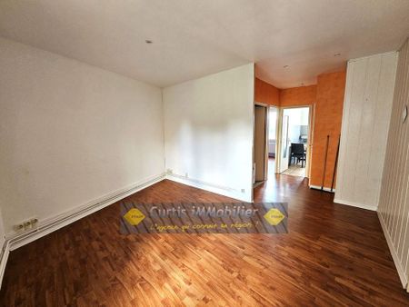 : Appartement 40.64 m² à SAINT JUST MALMONT - Photo 4