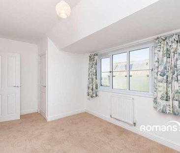 Jubilee Drive, Church Crookham, Fleet, Hampshire, GU52 - Photo 4