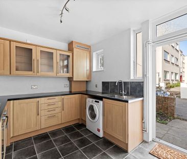 2 bedroom apartment to rent - Photo 6