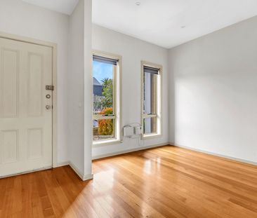 4/126-128 Glenlyon Road, Brunswick VIC 3056 - Photo 6