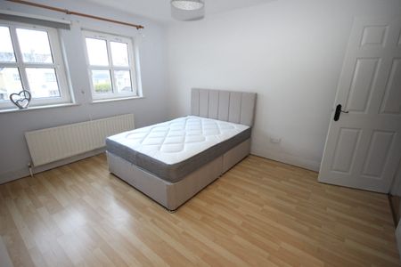 121 Foxhills, Letterkenny, County Donegal, F92 A9YN - Photo 5