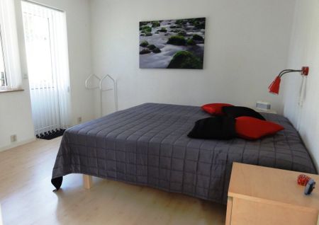 Hjuviks Bryggväg, Torslanda - Photo 2