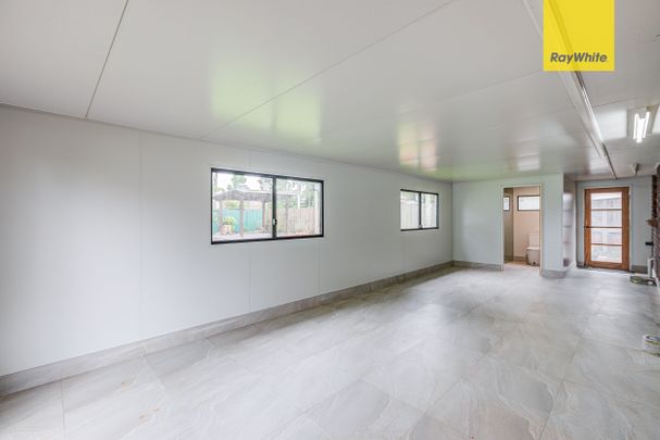 RENOVATED 3 BED HOME + TWO EXTRA BATHROOMS + DOUBLE BAY SHED! - Photo 1