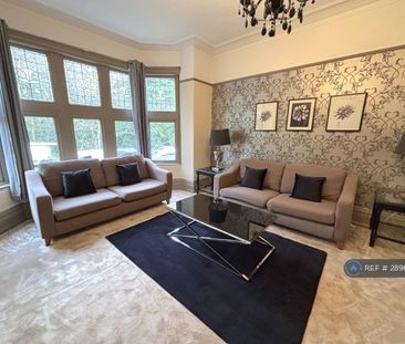 2 bedroom flat to rent - Photo 2