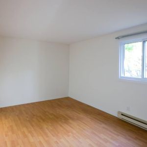 Condo à louer – Grand 4 ½ rénové à Sainte-Foy, secteur Campanile - Photo 2