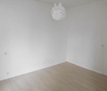 Location Appartement 1 pièce 38m² LA MOTTE SERVOLEX 73290 - Photo 3