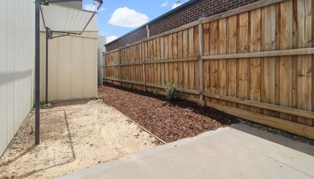 4 Bedroom Home in Tarneit! - Photo 2