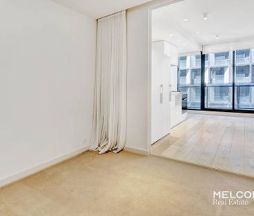 LUXURY, LOCATION AND LIFESTYLE AT CLAREMONT MANOR - UNFURNISHED - Photo 2